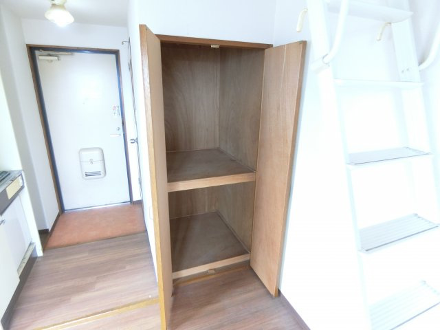 アプティ2番館の内装