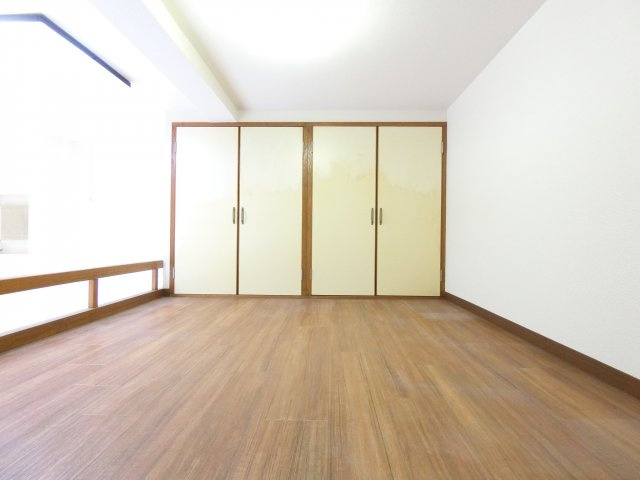 アプティ2番館の寝室