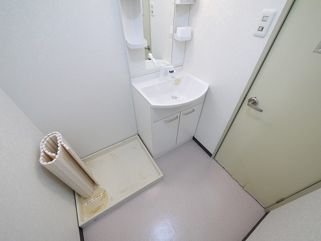 アゼリアコート尼ヶ辻の洗面所