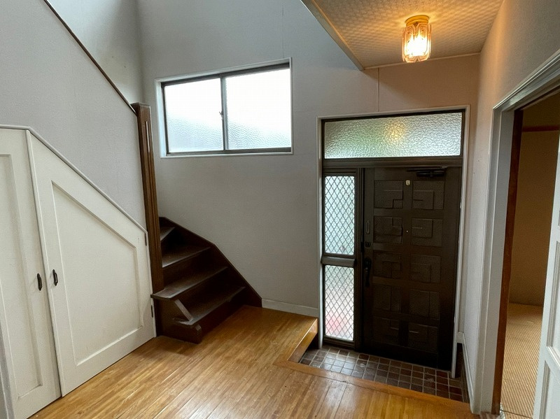 中隈山貸家の内装