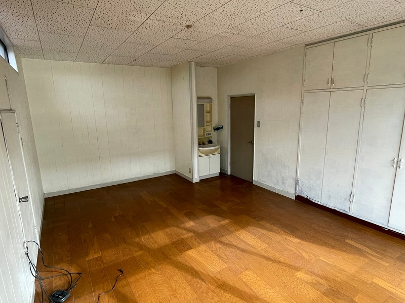 中隈山貸家の居間・リビング