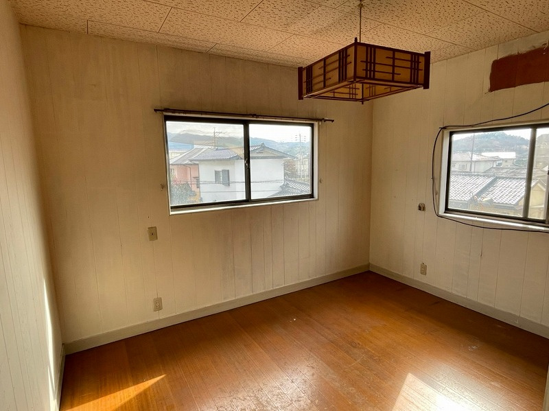 中隈山貸家の居間・リビング