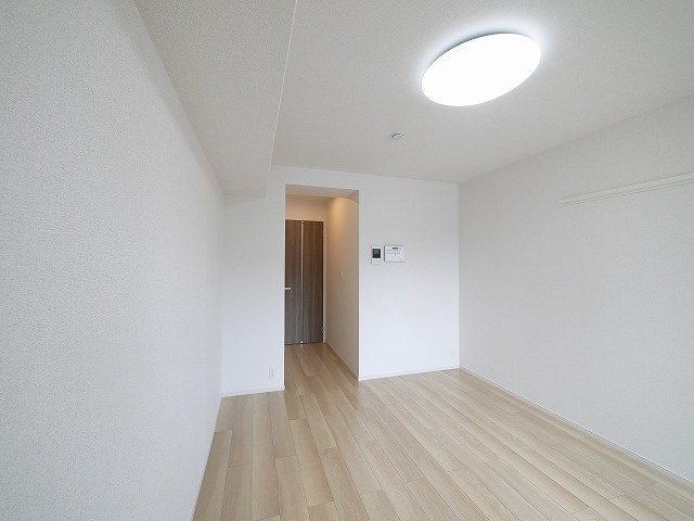 Ｋ－３．四条大路の居間・リビング|こちらの居間で趣味の時間をお楽しみください