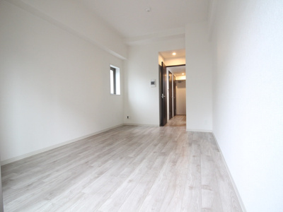 【洋室】 | フォーリアライズ梅田レーベン