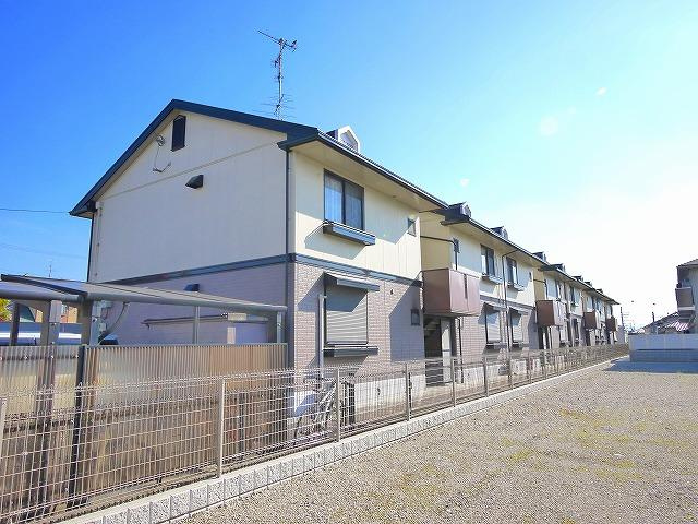 ラフィーネTENRI　Bの外観|落ち着いた雰囲気の外観です