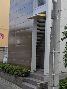 シプレのエントランス