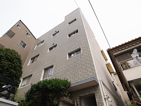 福家マンションの外観