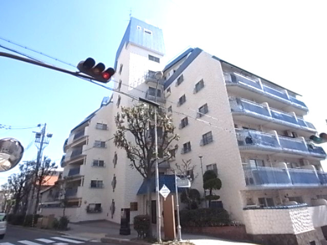 北野コーポラスの外観