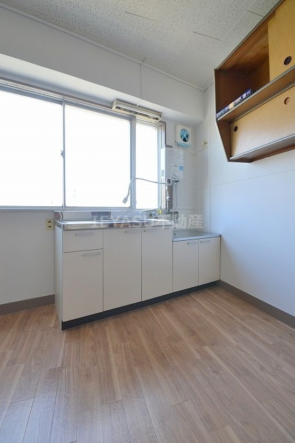 内藤ビルのキッチン