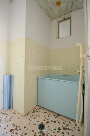 内藤ビルの浴室