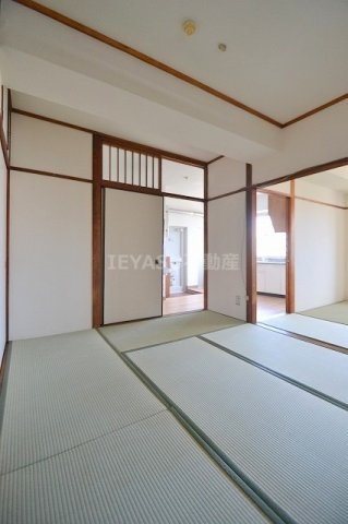 内藤ビルの内装