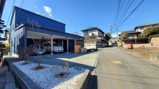 【外観】 | 区画の整った希望ヶ丘団地内 大通りから2度曲がれば我が家です。前面道路は交通量が少なく、閑静な住環境です。