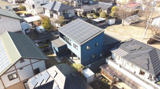 【外観】 | 甲斐市龍地 平成26年築デザイナーズ中古戸建 10KWの太陽光パネル掲載 年間売電額518,169円　1520万円のご住宅と同水準の負担額です。