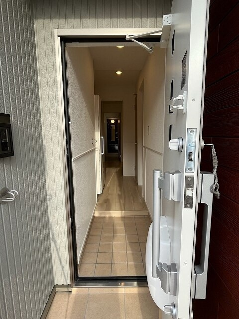 エレガンテの玄関