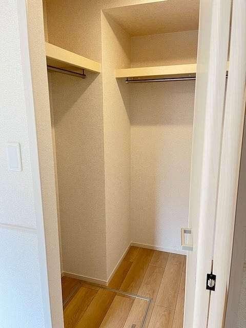 エレガンテの収納