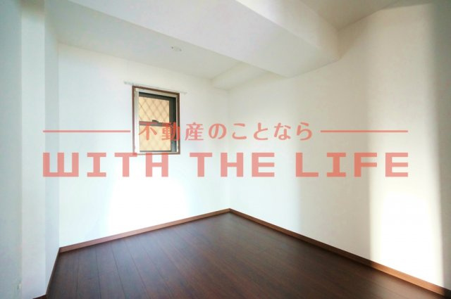 J-PLACE（ジェイプレイス）東町【キャッシュバック対象物件】の洋室|スタンダードな洋室です