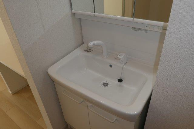 プロムナード　ナギの独立洗面台|シャンプードレッサー