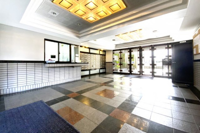 【エントランス】 | パレスエクセル伏見久我 | ローンの事やお家探しのご相談は（株）ゆいホームにお任せ下さい。ちょっとした疑問にも解りやすくお応えします。お気軽にどうぞ(^^)/