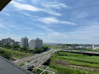 【展望】 | バルコニーからの眺望です♪10階にあるので人目が気にならないのが嬉しいですよね☆