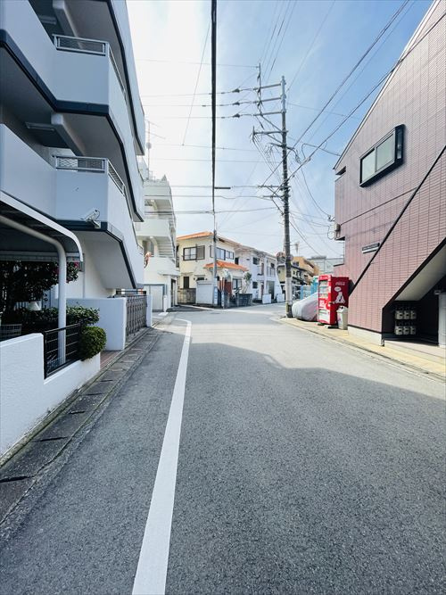 ファミール南福岡の周辺