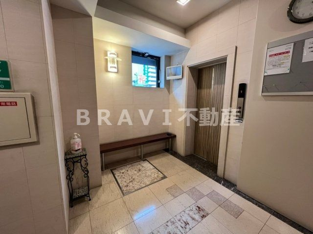 パークメゾン　BRAVI不動産のロビー|【パークメゾン】ゆとりのあるロビーです