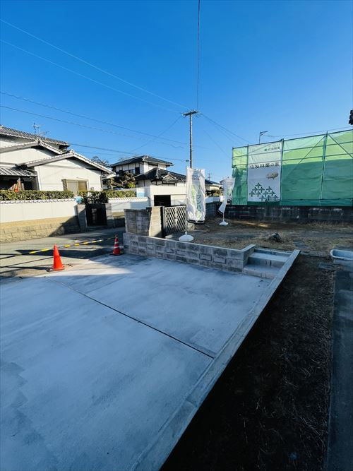 小郡市三沢　戸建ての駐車場