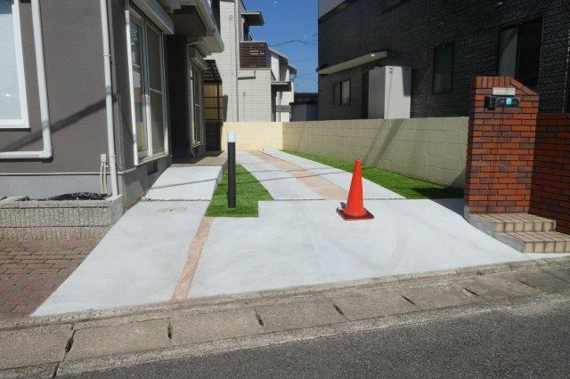 西岡中村貸家の駐車場|２台分（サイズ確認）