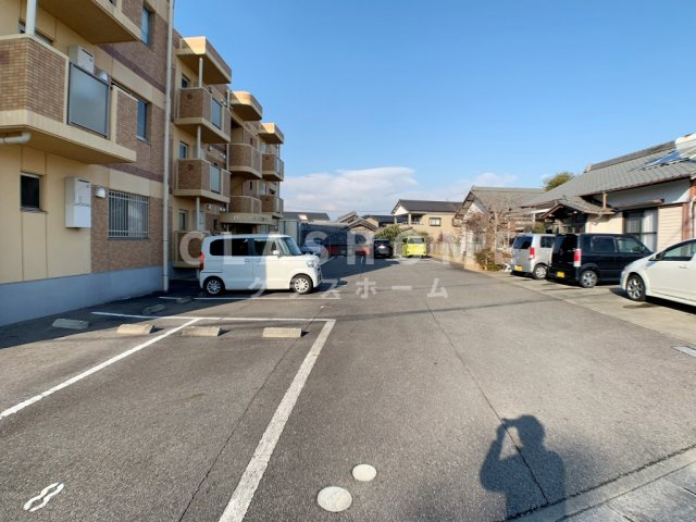 パークヒルズ堀内　　刈谷市近郊の賃貸はクラスホーム刈谷店の駐車場