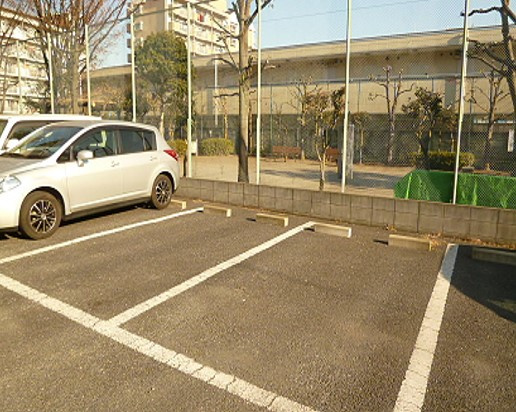 パークサイドハイツの駐車場