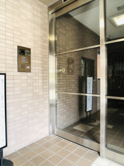 【エントランス】 | カテリーナ市ヶ谷 | オートロック