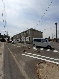 【駐車場】