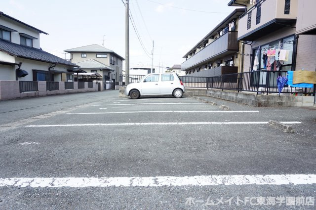 熊本市北区楡木２丁目のアパートの駐車場