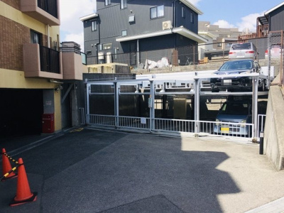 【駐車場】 | ベルク吹田千里丘