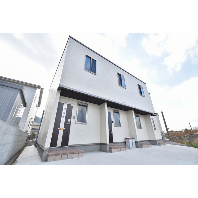 コル・クラージュ【キャッシュバック対象物件】の外観|落ち着いた雰囲気の外観です