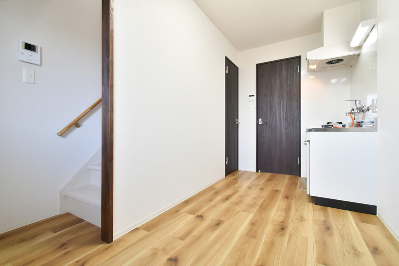 コル・クラージュ【キャッシュバック対象物件】の居間・リビング|おしゃれな居間です