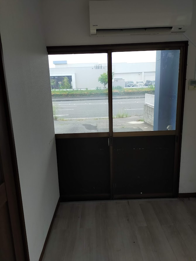 レジリエンス松ケ丘1階の内装