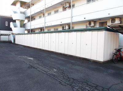 【設備】 | コーポ菱苑 | 専用物置付き！