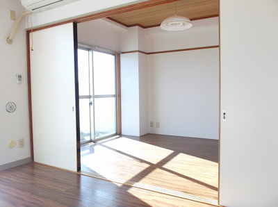 【洋室】 | コーポ菱苑