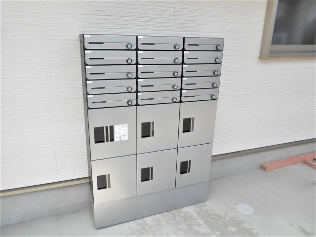 船橋市前原西２丁目のアパートのその他共用部分|この時代にはかかせません！宅配ボックス！