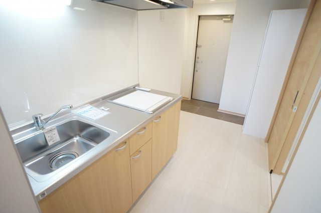 船橋市前原西２丁目のアパートのキッチン|2口のＩＨキッチン！スペースも広く、効率的に調理ができます！