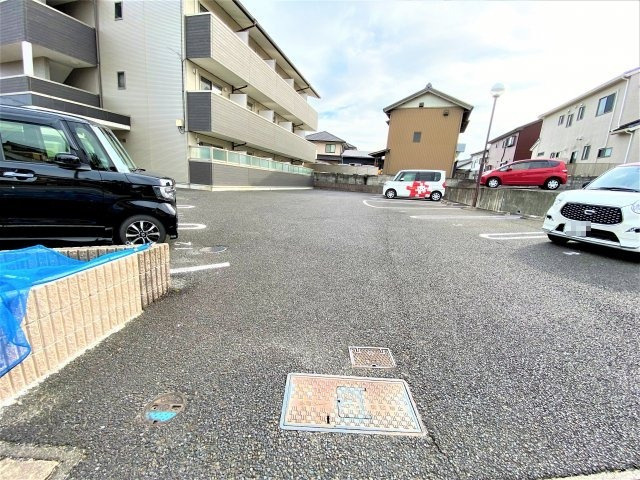 マリン半田板山の駐車場