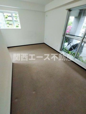  | デサプトゥリ