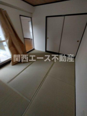 | デサプトゥリ
