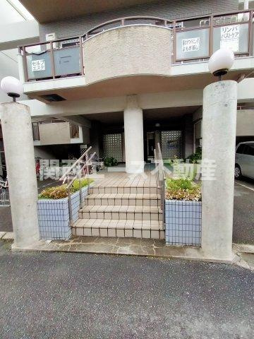 【エントランス】 | デサプトゥリ