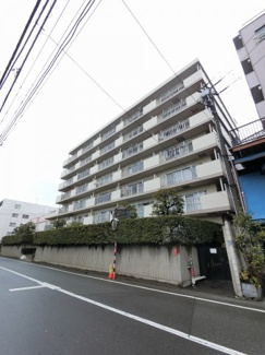 【外観】 | 総戸数４８戸、昭和５８年７月築、管理人は日勤勤務につき管理体制良好です♪