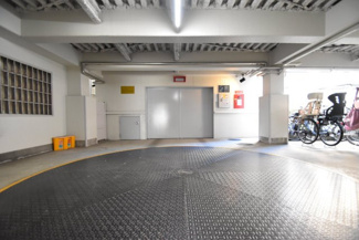 【駐車場】 | 駐車場