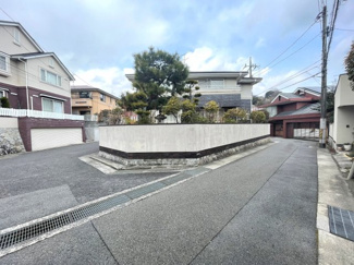 【前面道路含む現地写真】
