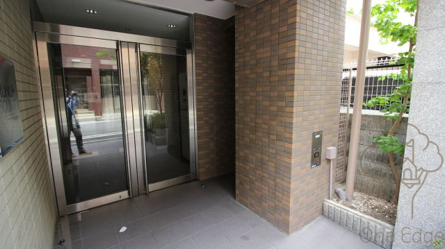ラナップスクエア南森町のエントランス