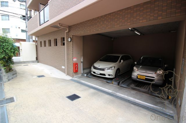 ラナップスクエア南森町の駐車場