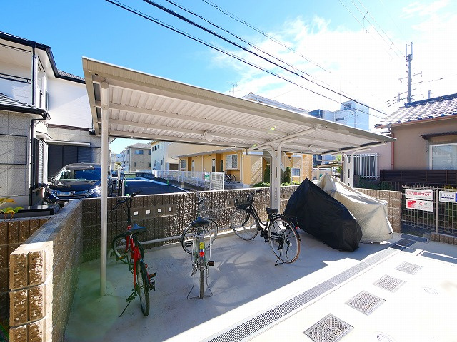 ガーデン・ヴィラ　サンサンのその他共用部分|駐輪所になります